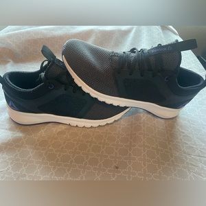 Reebok Memory Tech LT Running Shoes-Size 9